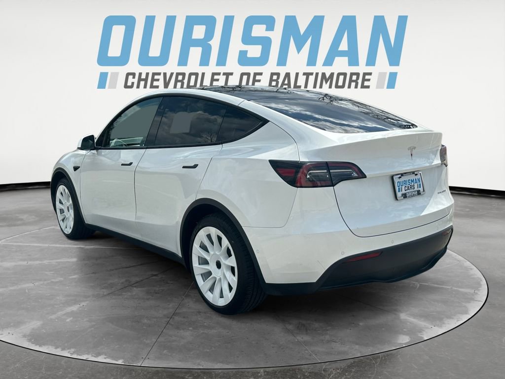 Used 2022 Tesla Model Y Long Range image 4