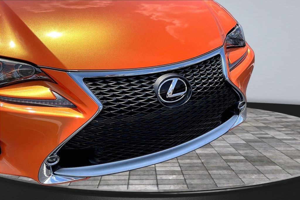 Used 2016 Lexus RC 200t RWD image 28