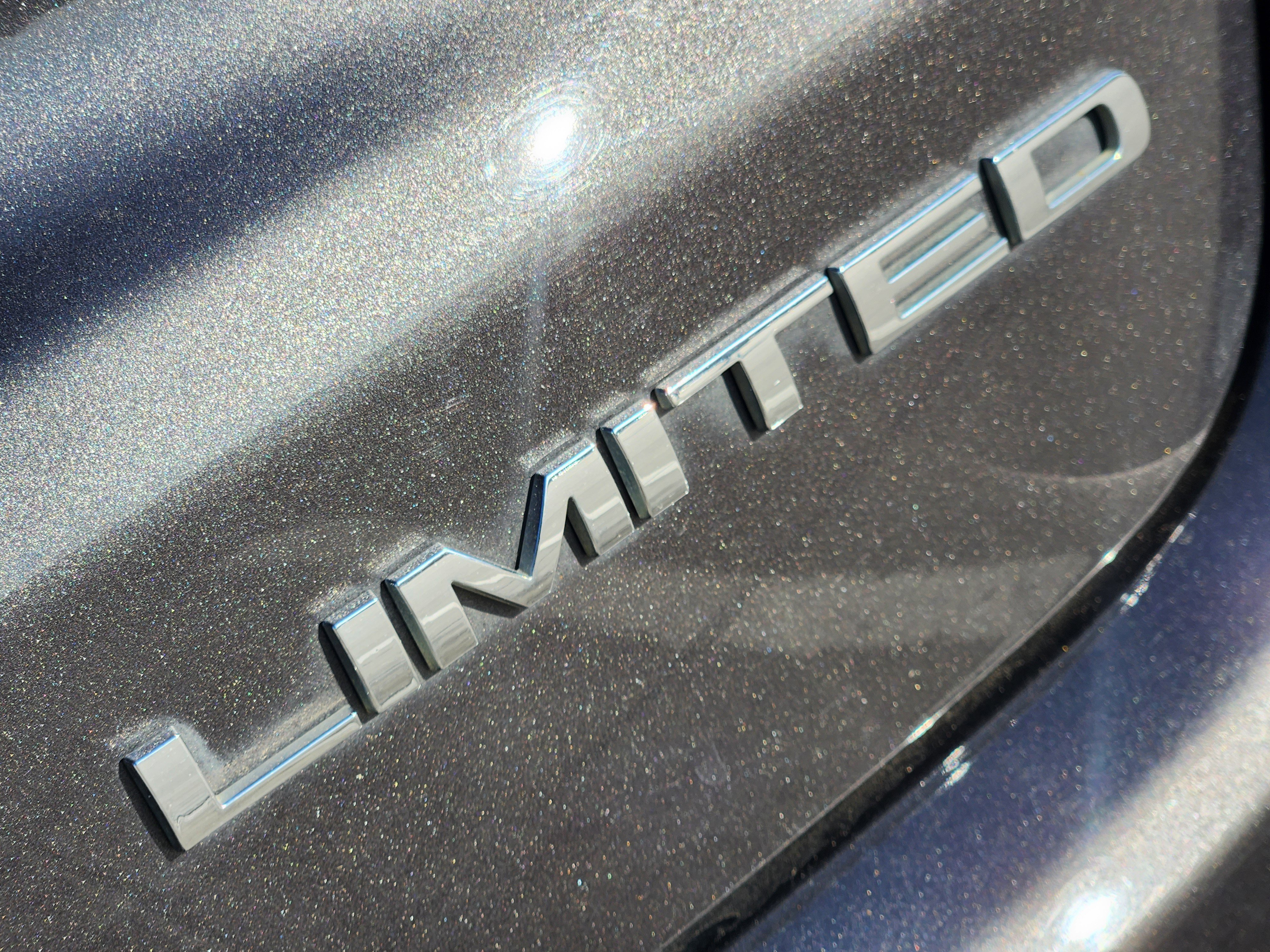 Used 2018 Jeep Compass Limited w/ Navigation Group image 12