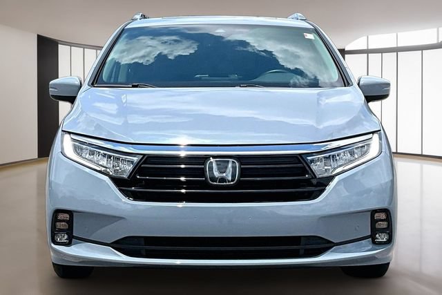 Used 2023 Honda Odyssey Elite image 2