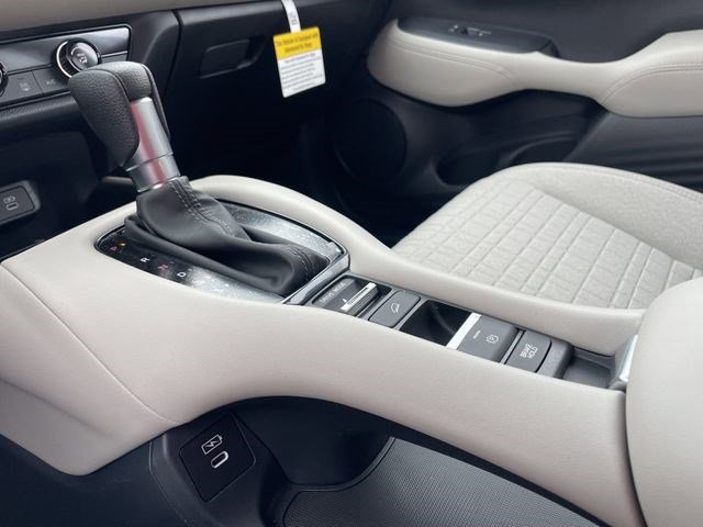 New 2027 Honda HR-V LX image 18