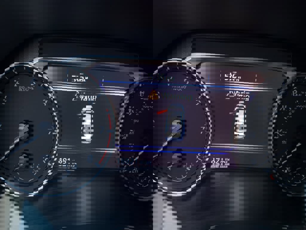 Used 2024 Nissan Altima 2.5 SR w/ SR Premium Package image 12