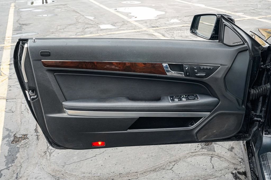 Used 2011 Mercedes-Benz E 550 Cabriolet image 13