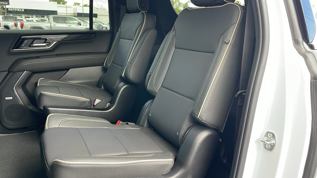 New 2026 GMC Yukon XL Elevation AWD/4WD image 14