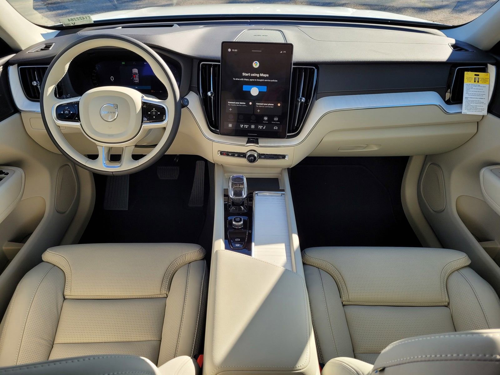 New 2026 Volvo XC60 B5 Ultra w/ Climate Package image 9