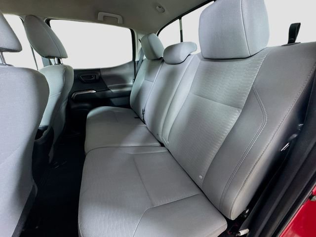 Certified 2018 Toyota Tacoma SR5 AWD/4WD image 26