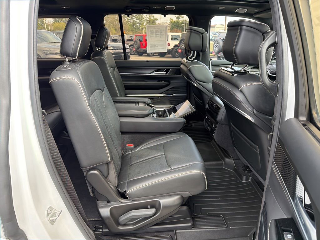 Used 2024 Jeep Grand Wagoneer Series II w/ Quick Order Packagew 28T image 23