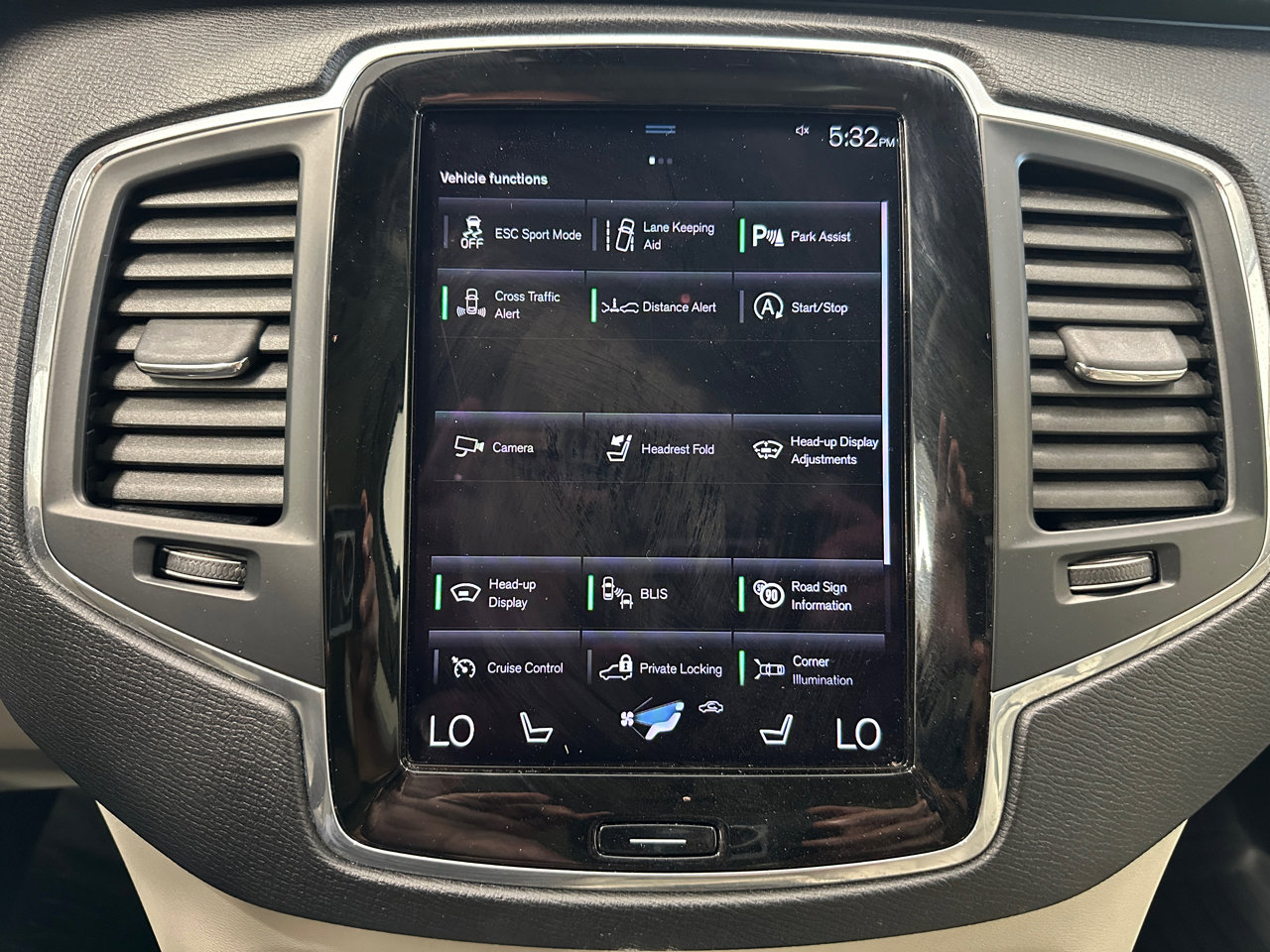 Used 2020 Volvo XC90 T5 Momentum image 46