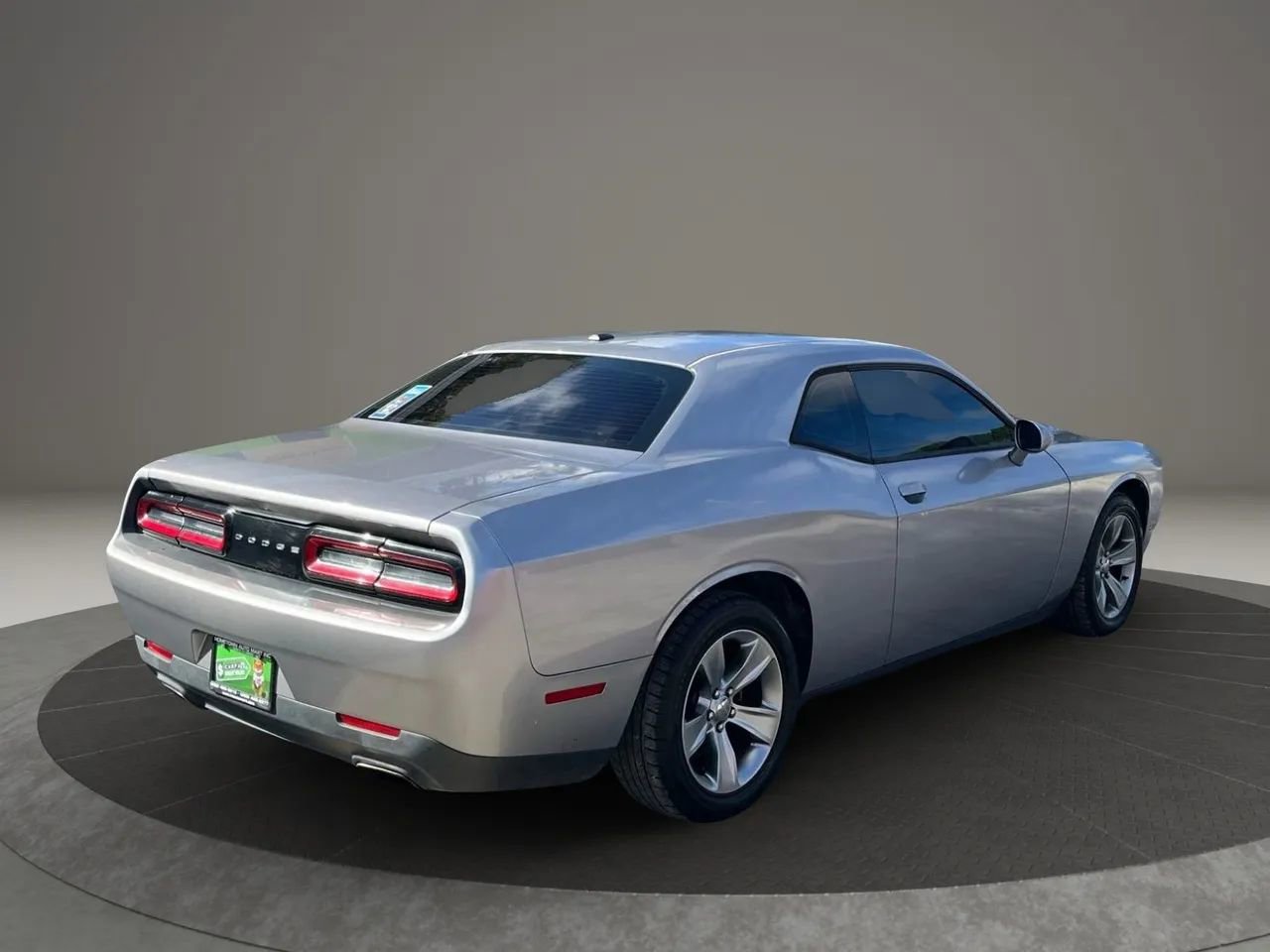 Used 2017 Dodge Challenger SXT RWD image 7