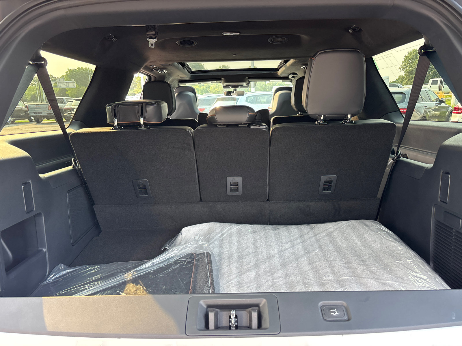 New 2027 Lincoln Navigator L Black Label AWD/4WD image 9
