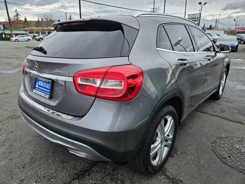 Used 2017 Mercedes-Benz GLA 250 4MATIC image 3