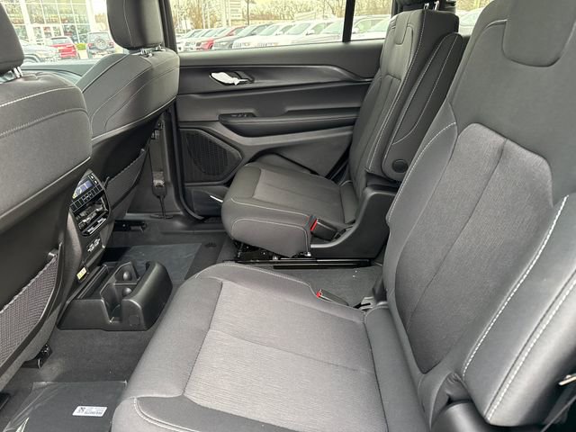 New 2025 Jeep Grand Cherokee L Laredo w/ Luxury Tech Group I image 21