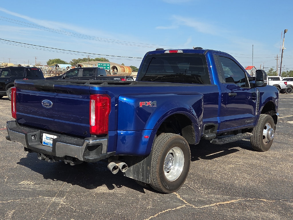 Used 2026 Ford F350 XL w/ FX4 Off-Road Package AWD/4WD image 5