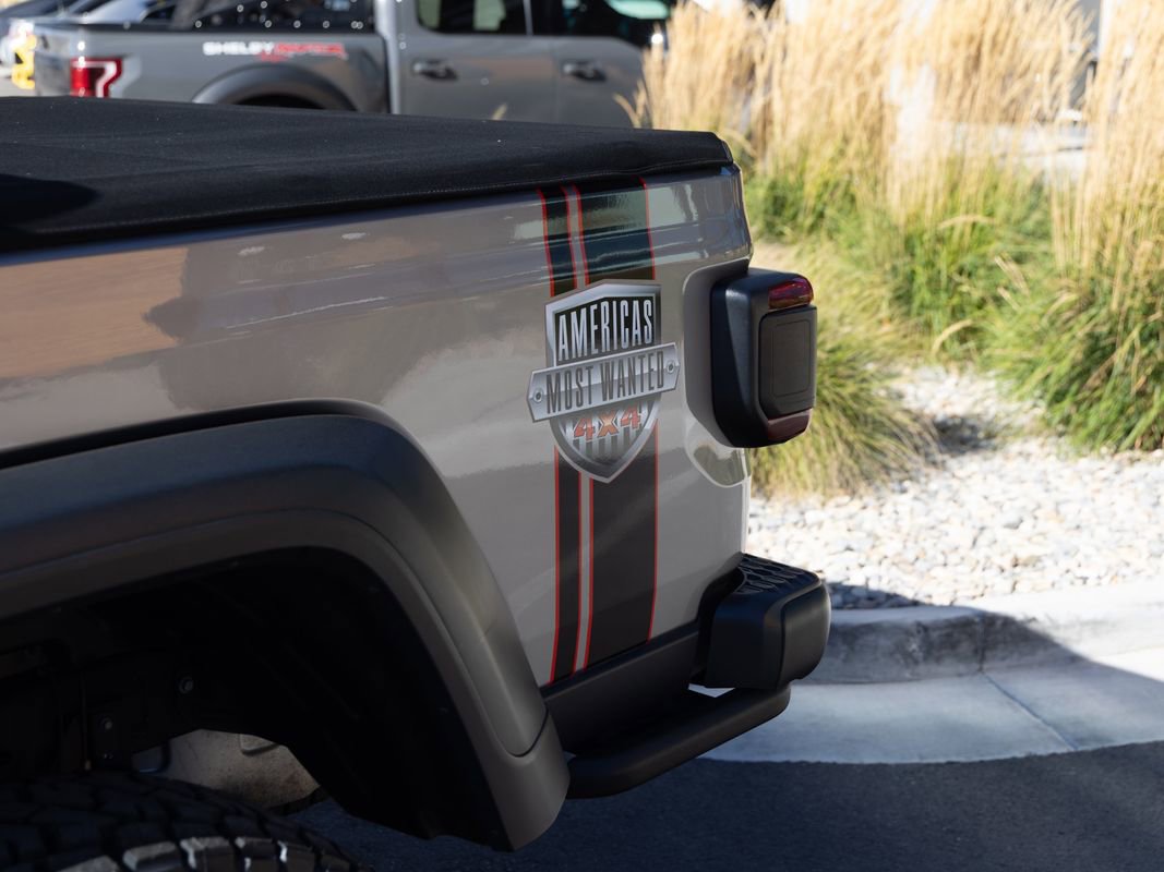 Used 2020 Jeep Gladiator Rubicon w/ Uconnect 4C Nav & Sound Group image 12