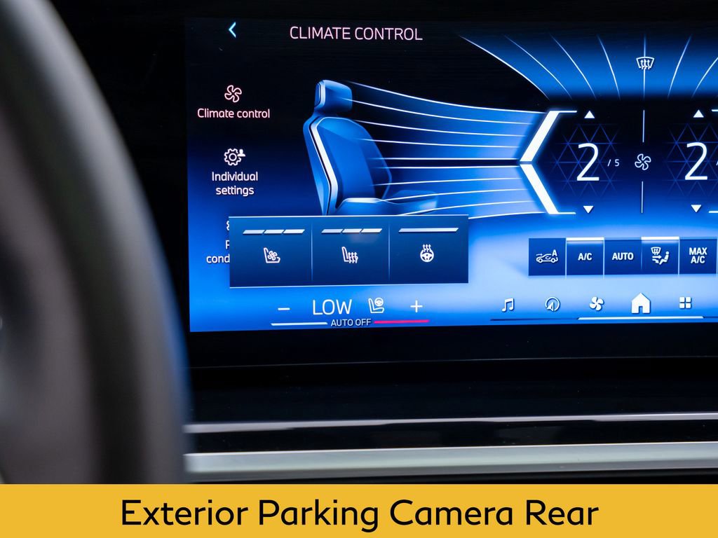 Used 2024 BMW X7 xDrive40i w/ Executive Package AWD/4WD image 29