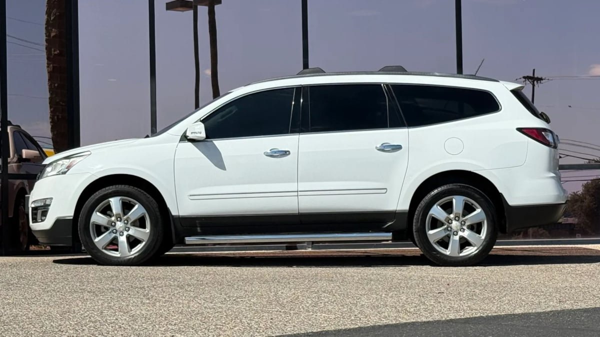 Used 2016 Chevrolet Traverse LTZ w/ LPO, 'HIT The Road' Package FWD image 5