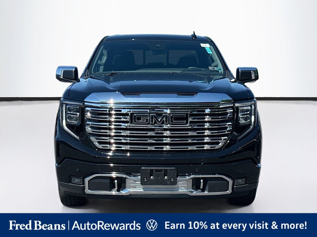 Used 2023 GMC Sierra 1500 Denali w/ Denali Reserve Package AWD/4WD image 2