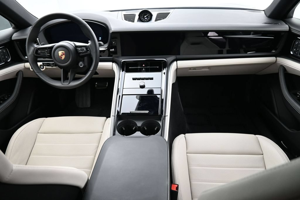 Certified 2026 Porsche Panamera 4 AWD/4WD image 27
