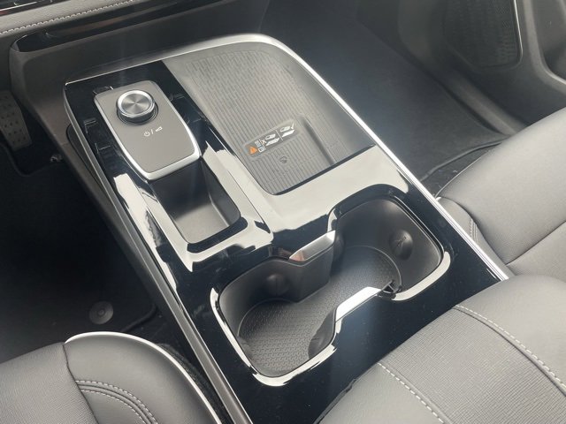 New 2025 Buick Enclave Preferred w/ Power Package image 16