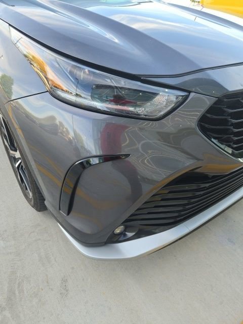 Used 2021 Toyota Highlander XSE image 16