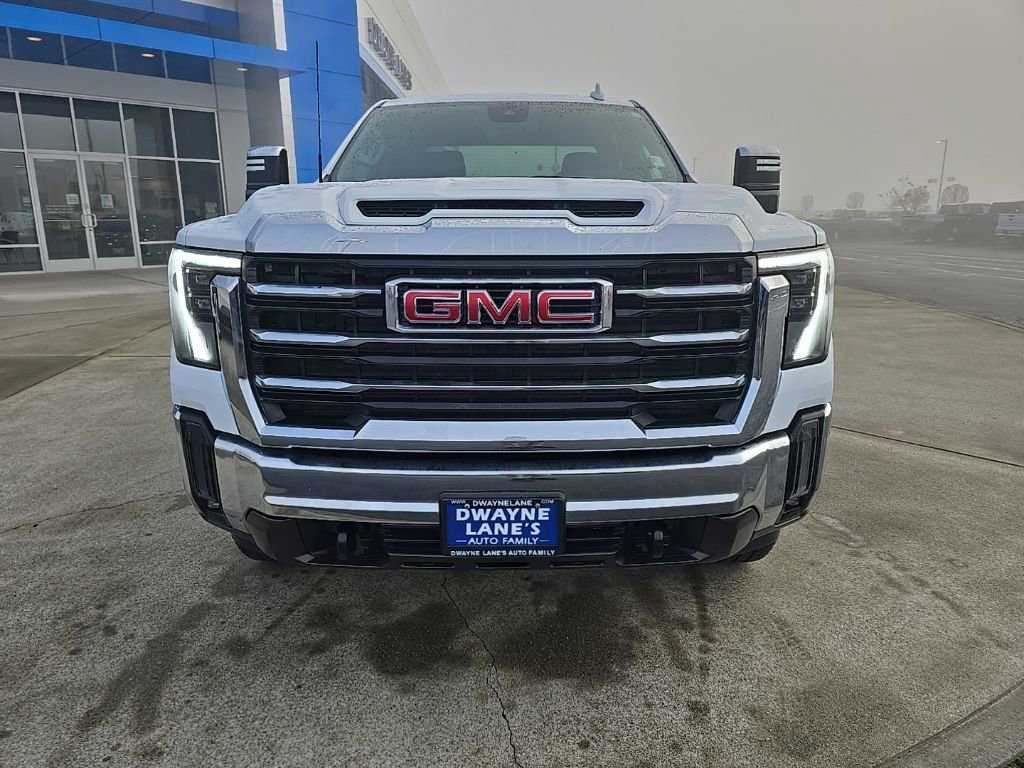 Used 2025 GMC Sierra 3500 SLT w/ X31 Off-Road Package image 9