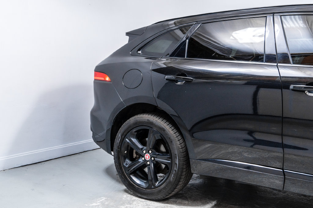 Used 2020 Jaguar F-PACE Checkered Flag AWD/4WD image 11