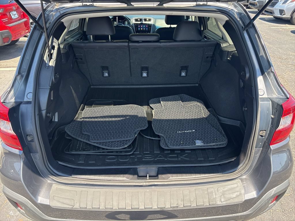 Used 2018 Subaru Outback 2.5i Limited AWD/4WD image 25