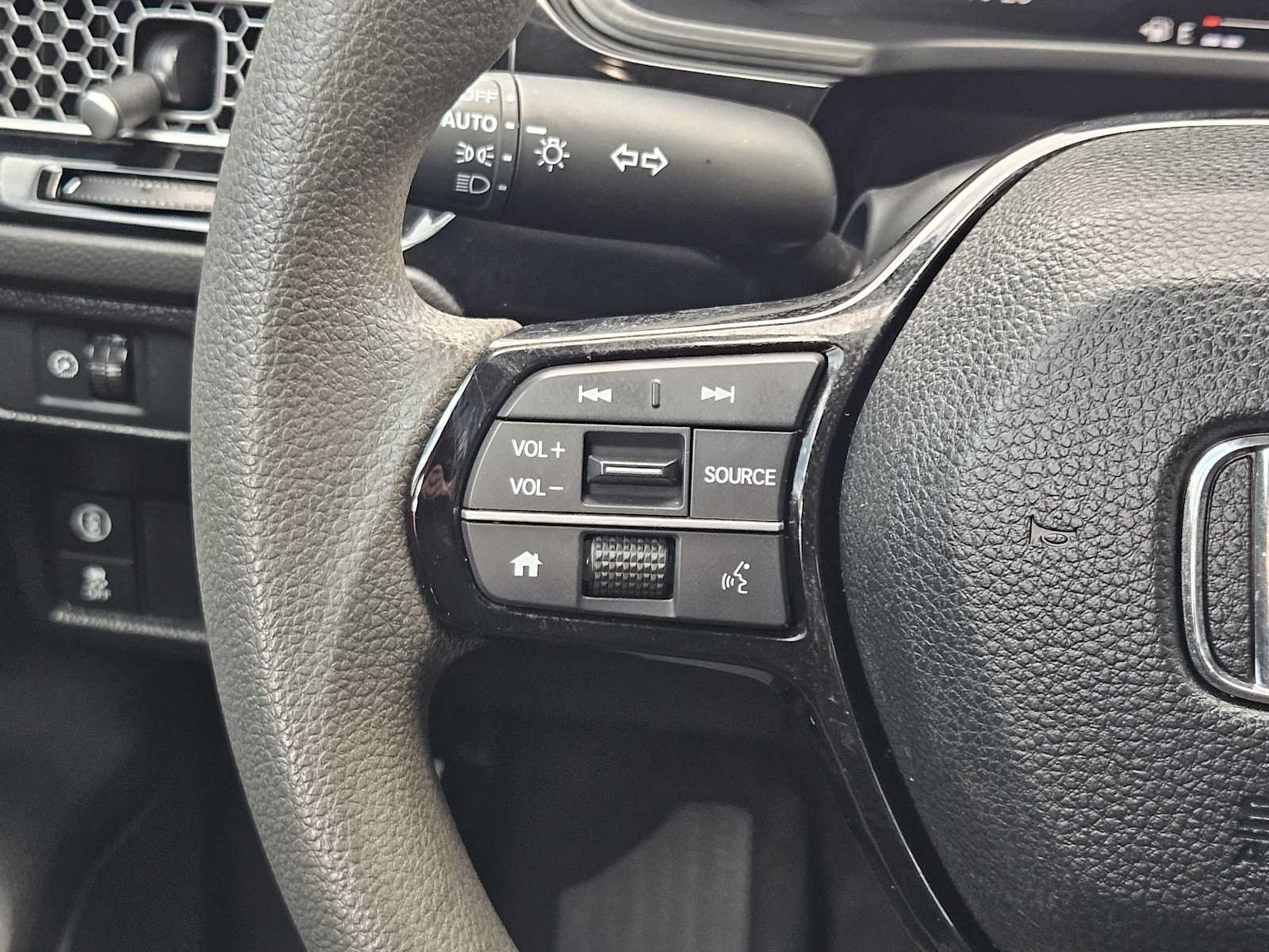 Used 2023 Honda Civic LX image 26