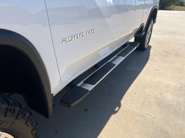 Used 2022 Chevrolet Silverado 2500 High Country w/ Safety Package II image 11
