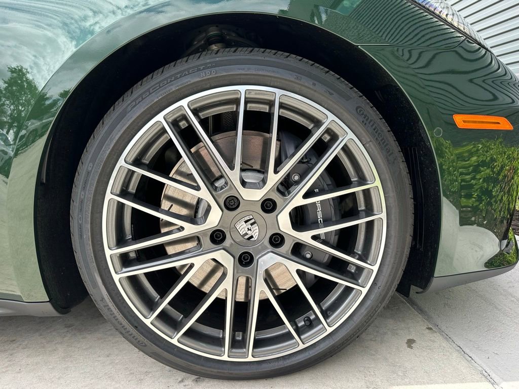 Used 2025 Porsche Panamera 4 image 34