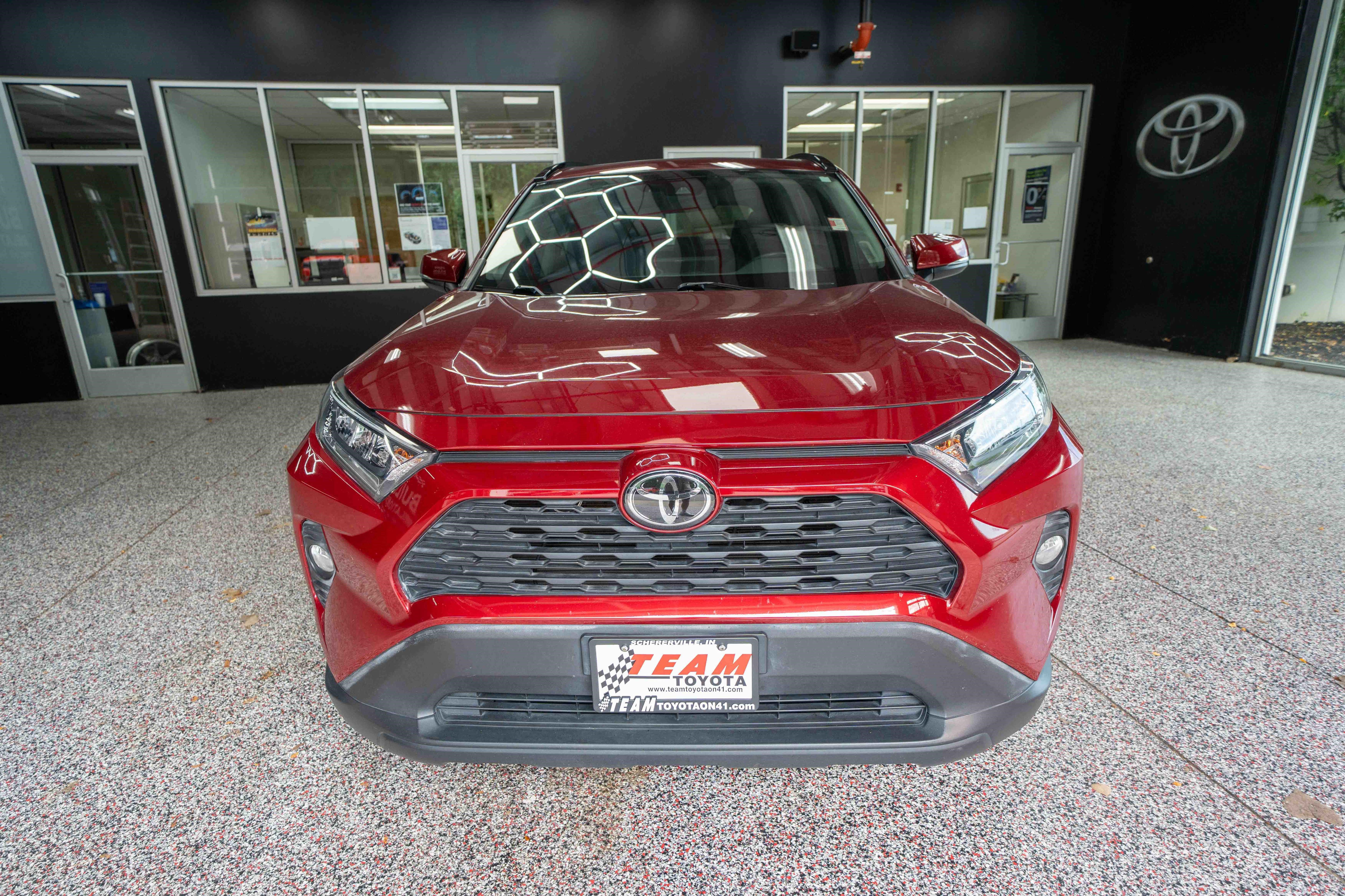 Certified 2020 Toyota RAV4 XLE Premium AWD/4WD image 7