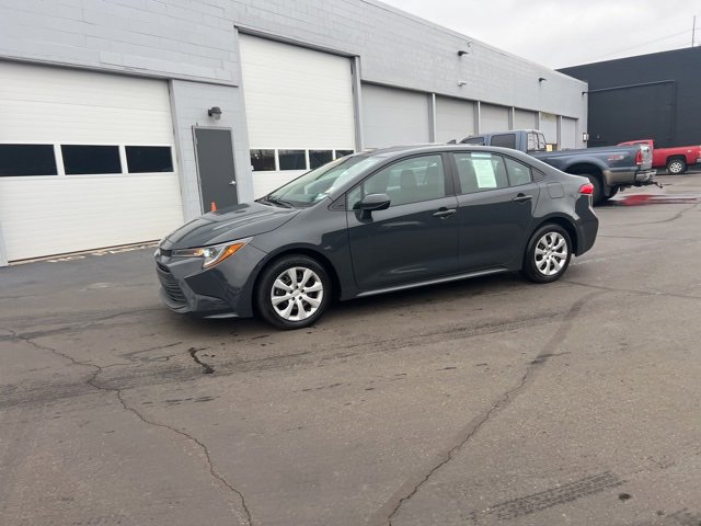 Used 2024 Toyota Corolla LE image 17
