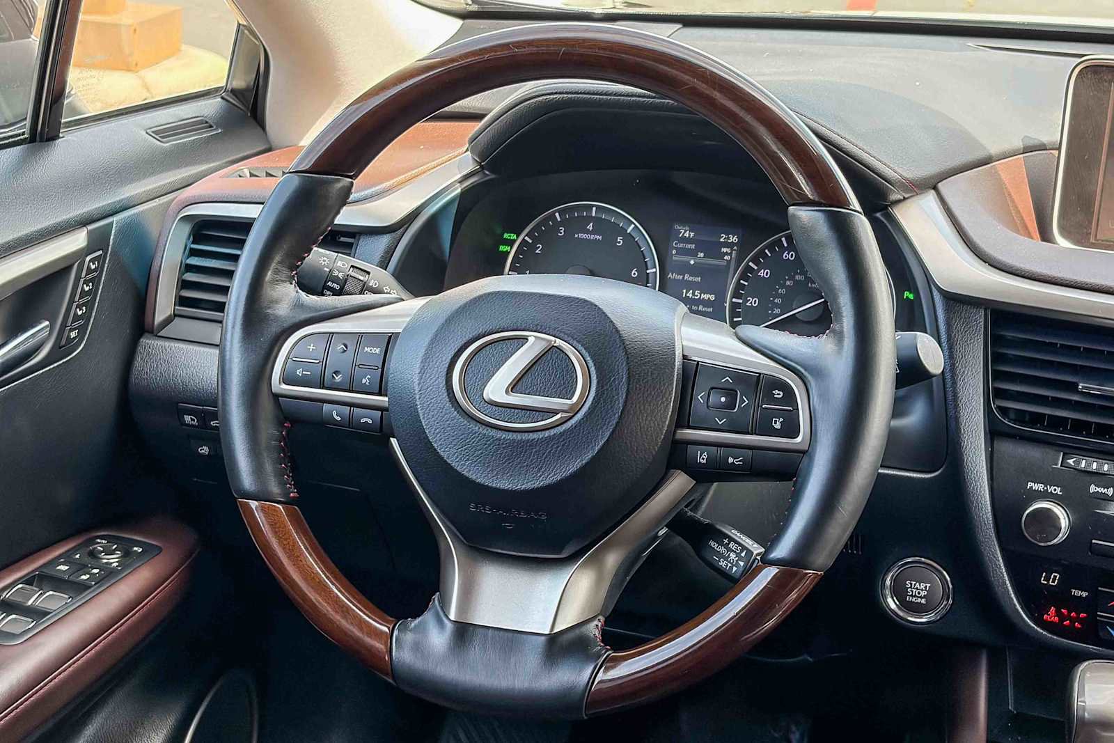 Used 2019 Lexus RX 350L AWD image 14