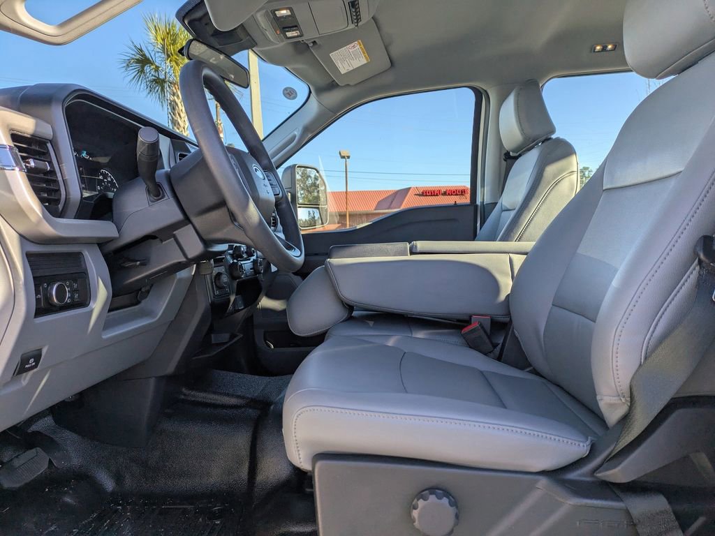 New 2026 Ford F250 XL image 23