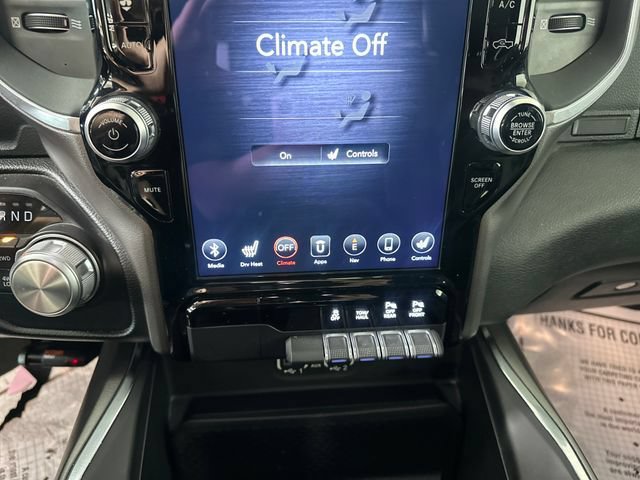 Used 2020 RAM 1500 Laramie w/ Sport Appearance Package AWD/4WD image 23