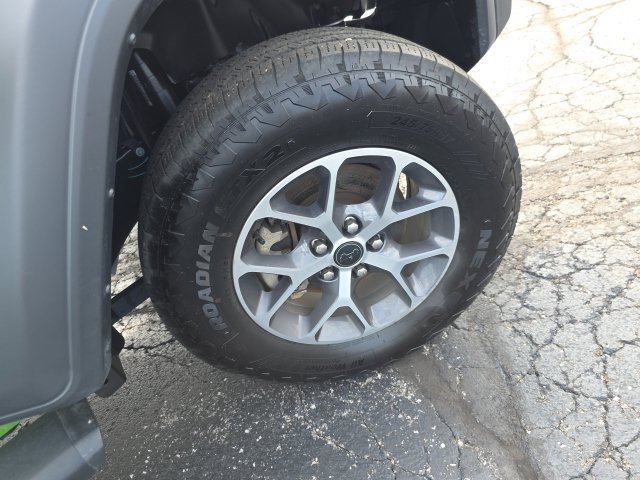 Used 2025 Jeep Wrangler Unlimited Sport AWD/4WD image 40