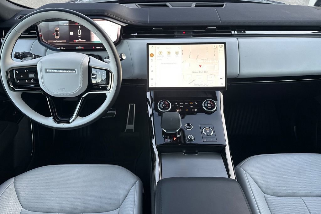 Used 2023 Land Rover Range Rover Sport SE Dynamic image 12