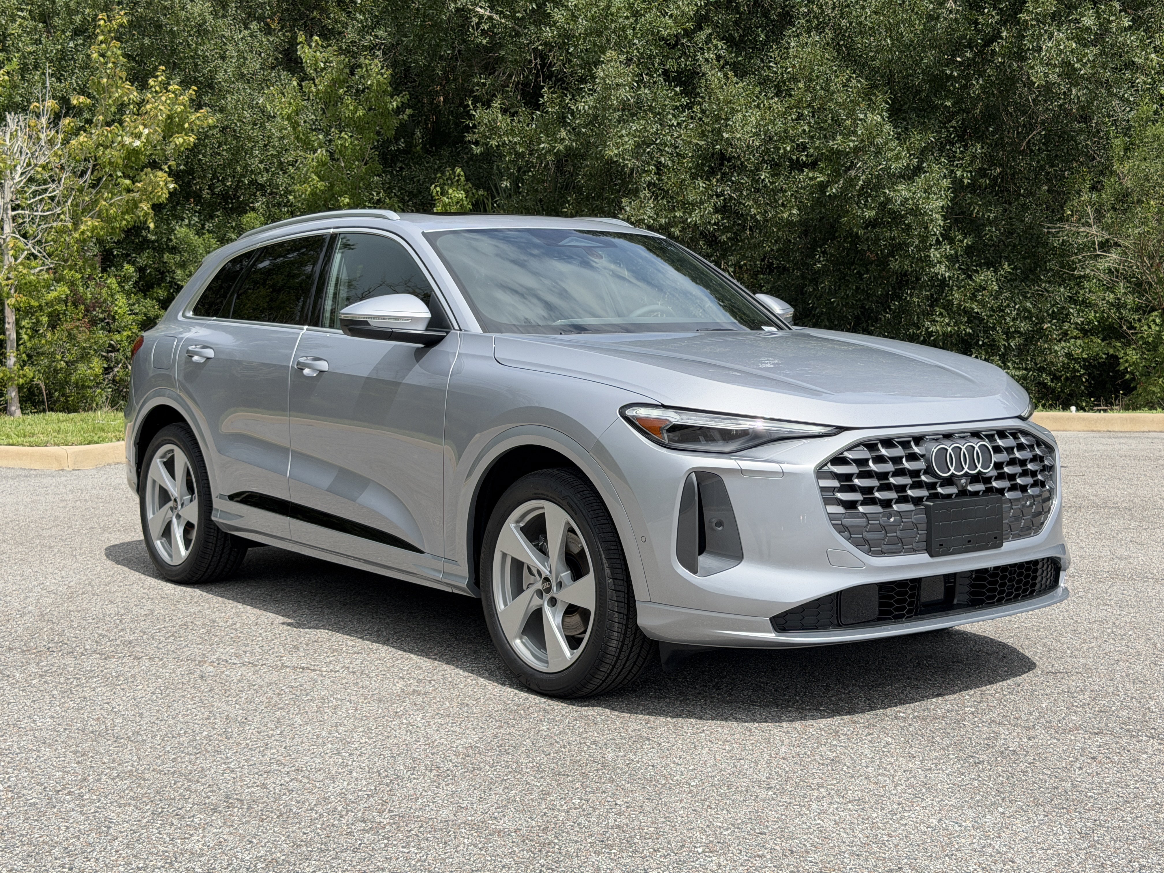 New 2026 Audi Q5 Prestige AWD/4WD image 1