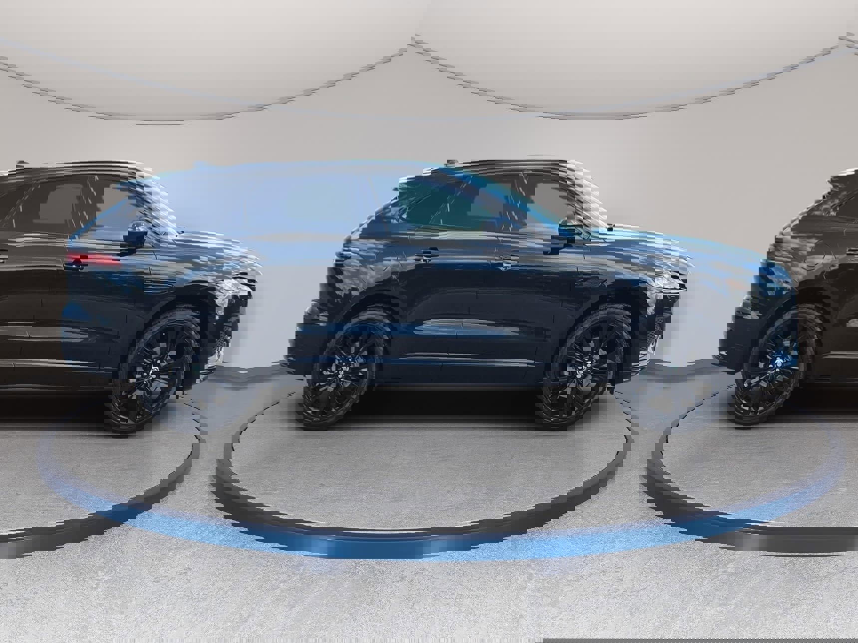 Used 2025 Jaguar F-PACE R-Dynamic S image 4