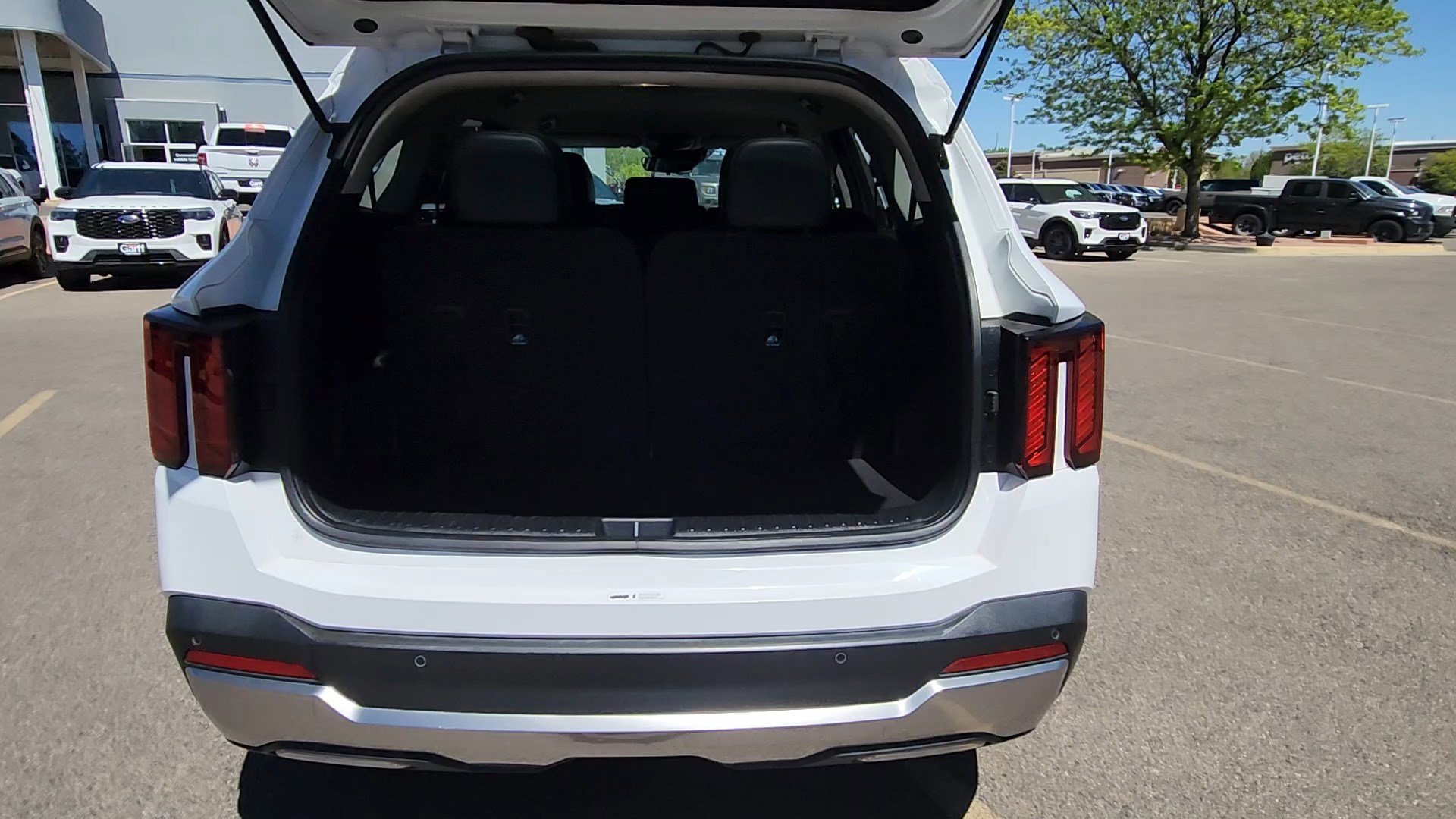 Used 2024 Kia Sorento S AWD/4WD image 39