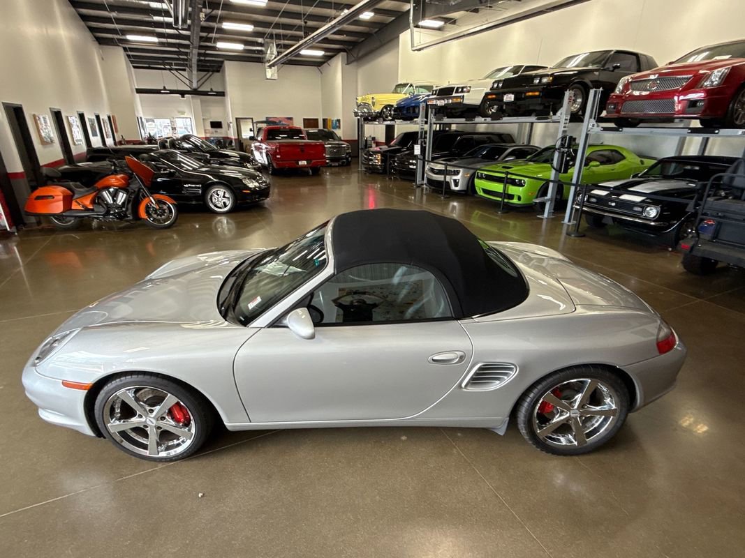 Used 2004 Porsche Boxster S image 32