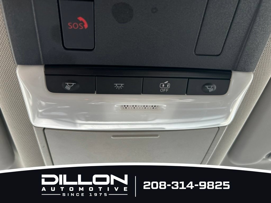 Used 2025 Nissan Rogue SV AWD/4WD image 5