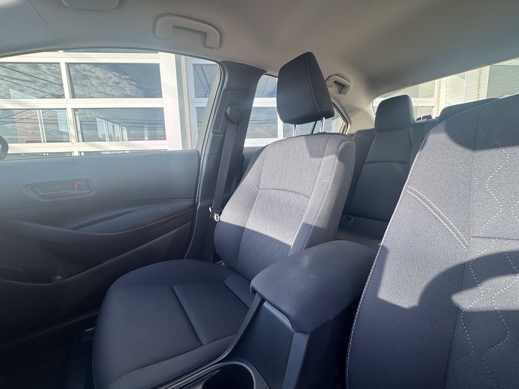 Used 2025 Toyota Corolla LE AWD/4WD image 22