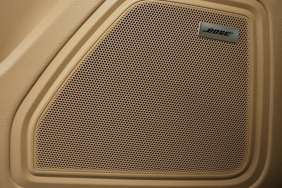 Certified 2026 Porsche Macan AWD/4WD image 30
