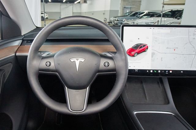 Used 2024 Tesla Model Y Long Range image 7
