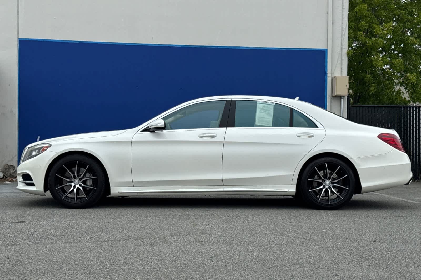 Used 2015 Mercedes-Benz S 550 Sedan image 6