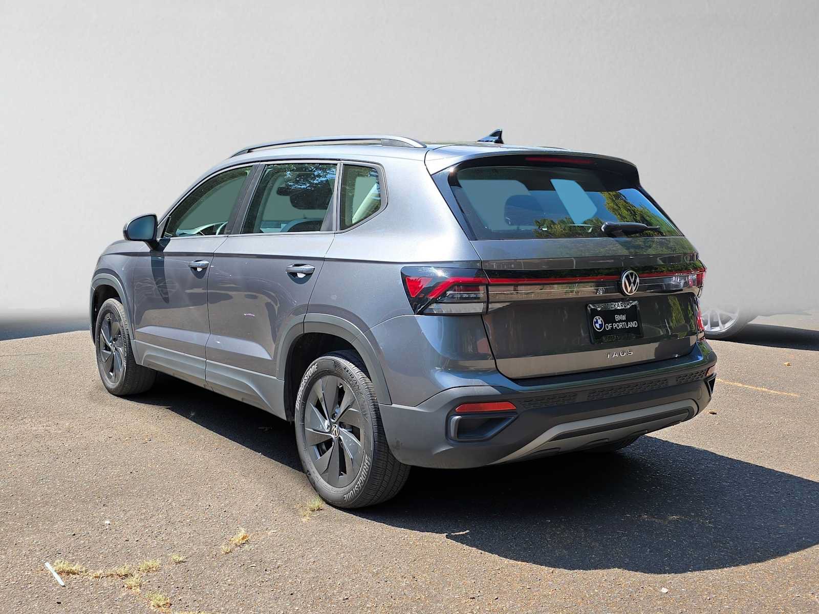 Used 2025 Volkswagen Taos S FWD image 5