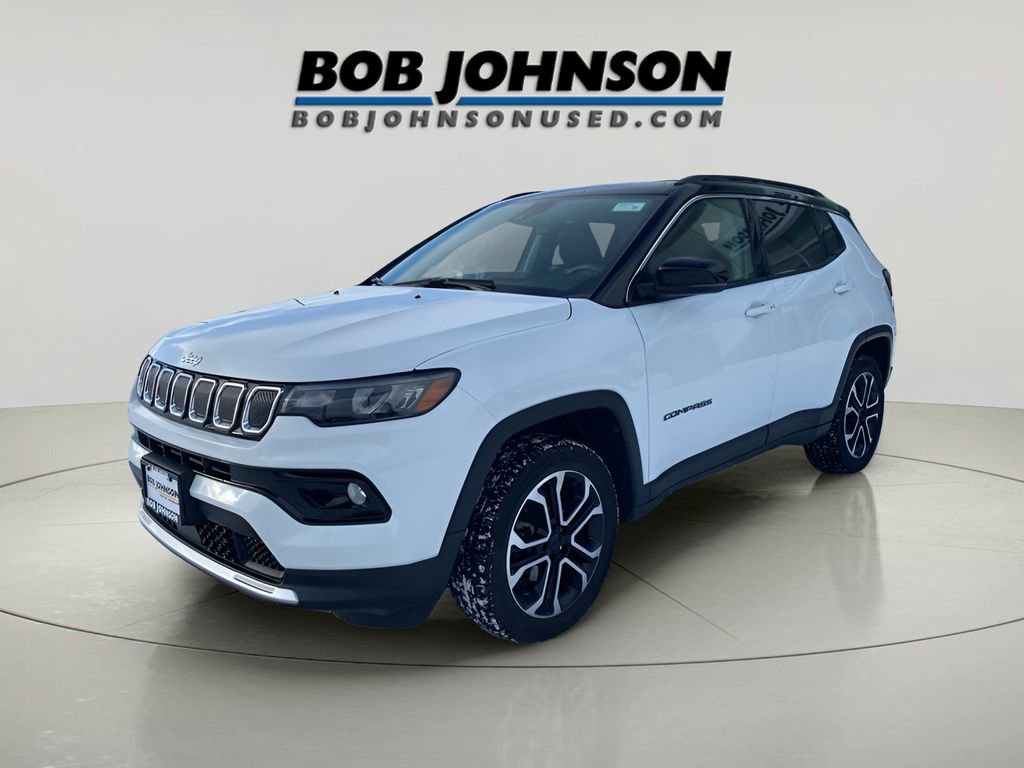 Used 2022 Jeep Compass Limited image 3