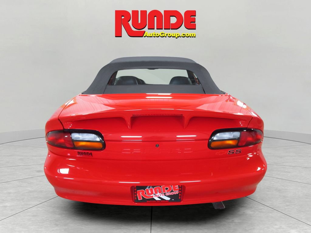 Used 1998 Chevrolet Camaro Z28 w/ SS Performance/Appearance Pkg RWD image 4