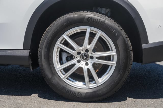 Certified 2025 Mercedes-Benz GLC 300 4MATIC w/ Driver Assistance Package image 18